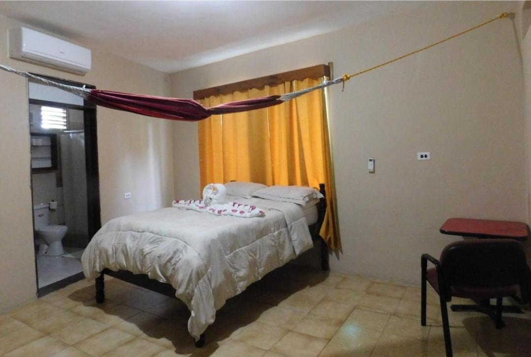 Arnold'S Guest House San Ignacio Εξωτερικό φωτογραφία