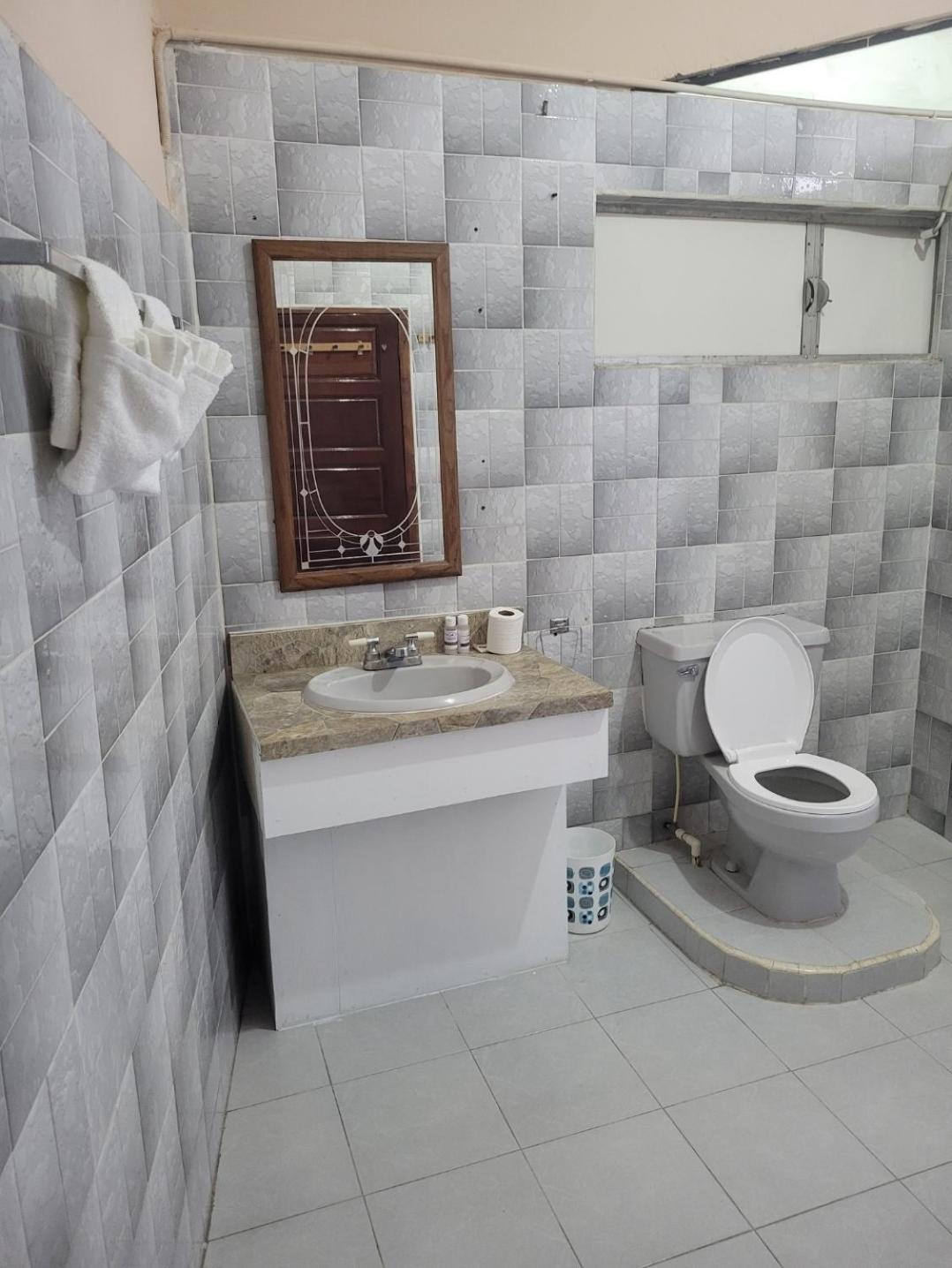 Arnold'S Guest House San Ignacio Εξωτερικό φωτογραφία