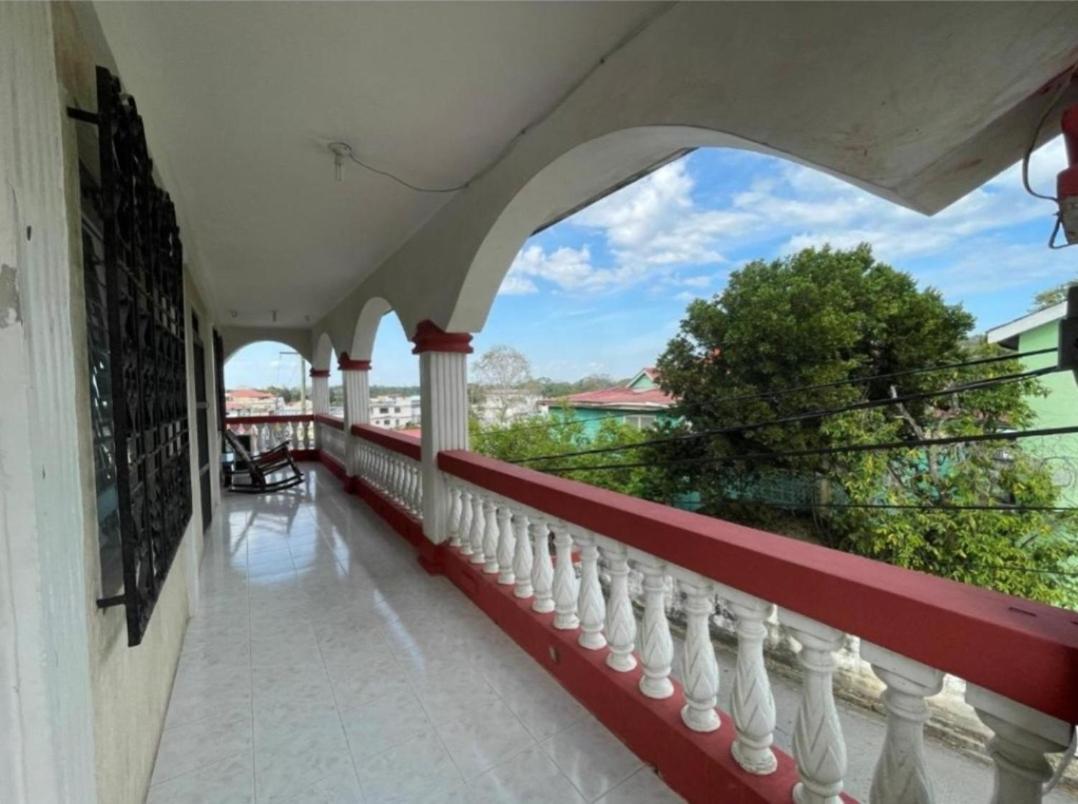 Arnold'S Guest House San Ignacio Εξωτερικό φωτογραφία